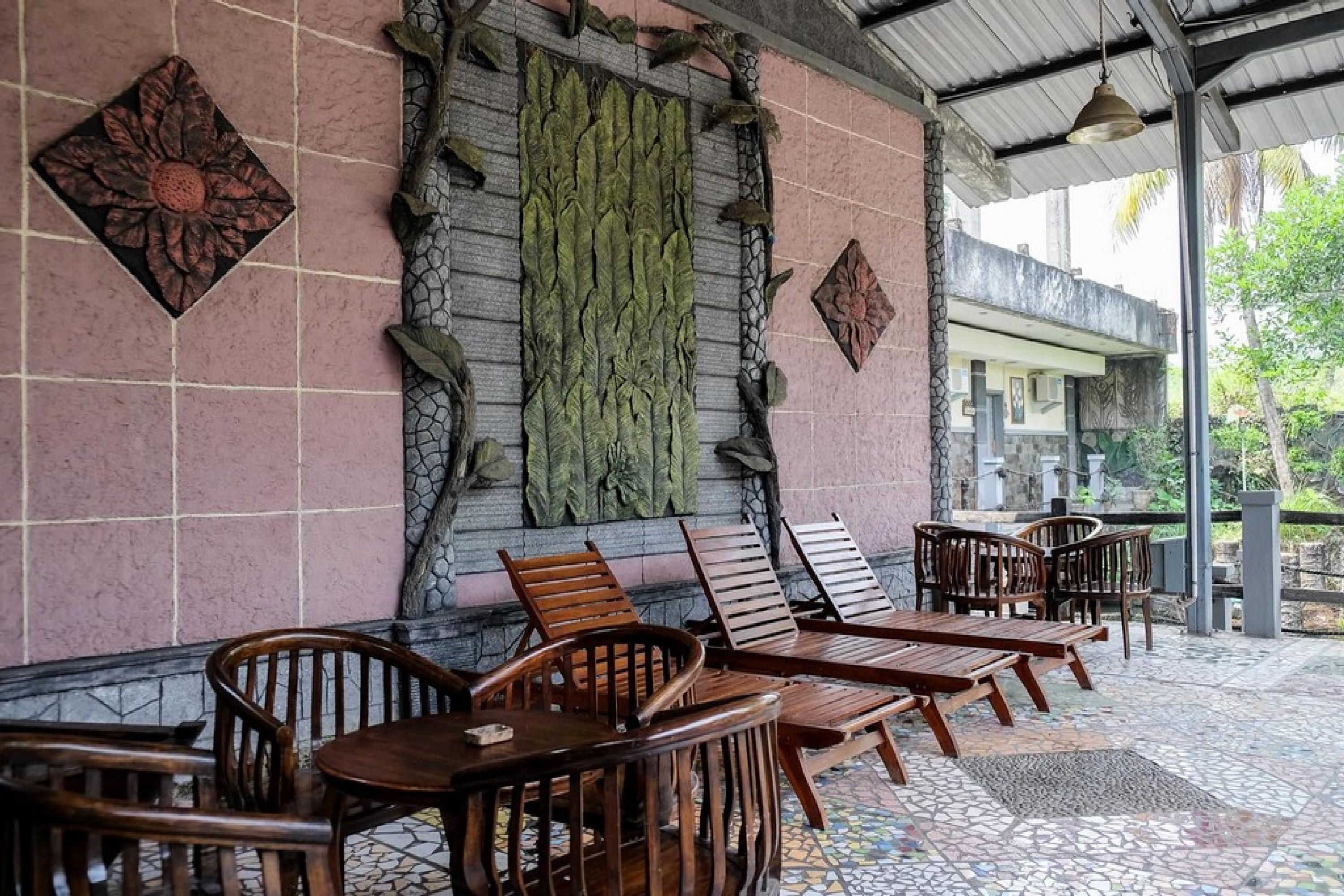 Reddoorz Plus Near Jalan Baru Богор Экстерьер фото