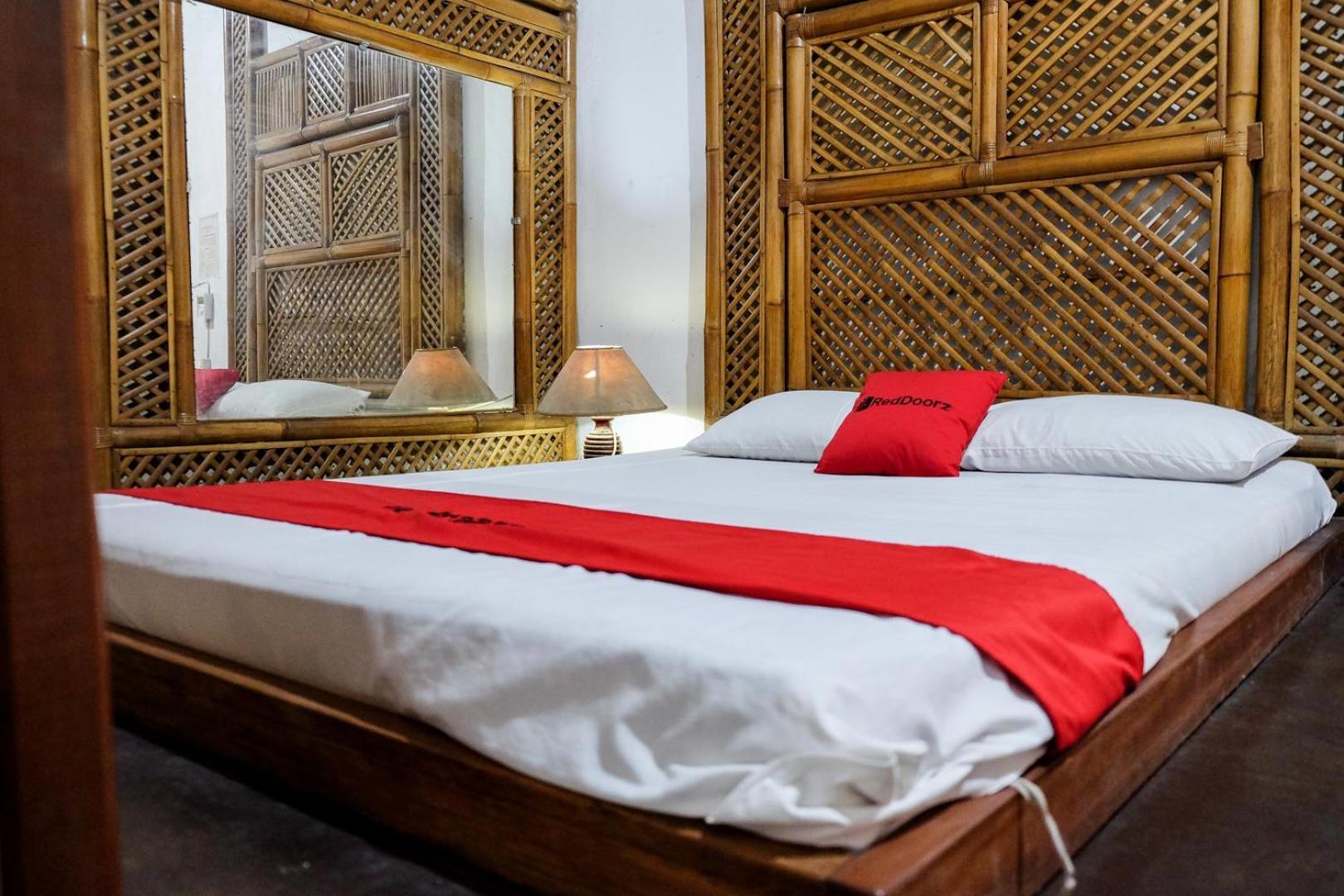 Reddoorz Plus Near Jalan Baru Богор Экстерьер фото